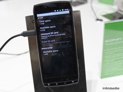 Первый взгляд на самый необычный смартфон MWC 2011