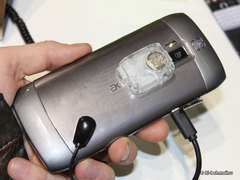 Первый взгляд на самый необычный смартфон MWC 2011