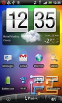 Главная страница рабочего стола HTC Desire Z