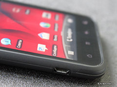 Предварительный обзор смартфона HTC Incredible S