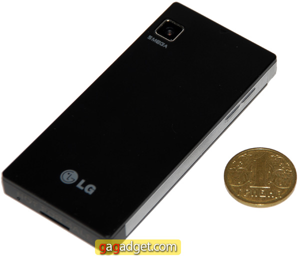 LG_GD880Mini_04.jpg