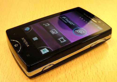 Sony Ericsson X10 mini и X10 mini pro