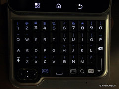 Обзор Motorola Flipout (MB511): самый необычный Android