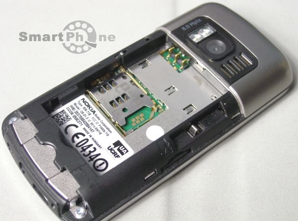 Nokia C6-01