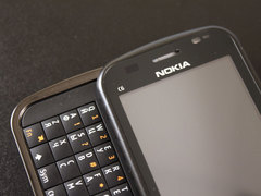 Обзор Nokia C6-00. С такой клавиатурой намного удобнее