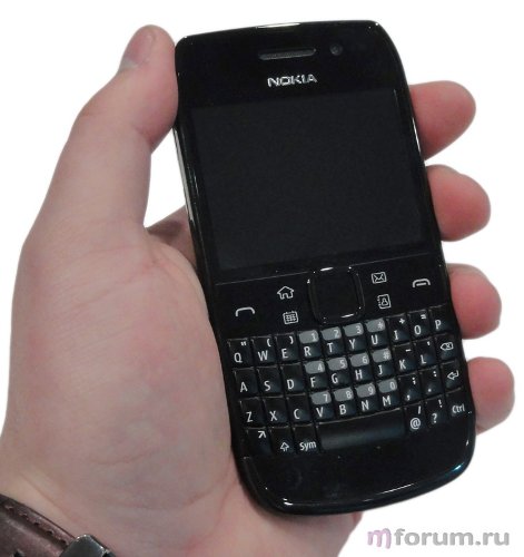 Обзор Nokia E6