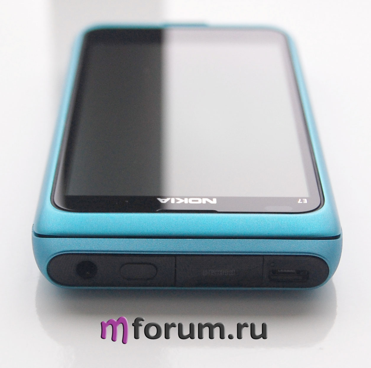 Первое знакомство с Nokia E7: бизнес-смартфон на Symbian | Интернет-магазин  MobilMarket.ru