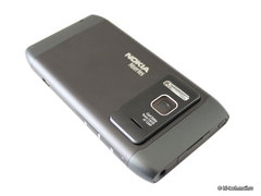 Первый взгляд на Nokia N8. Самая крутая Nokia