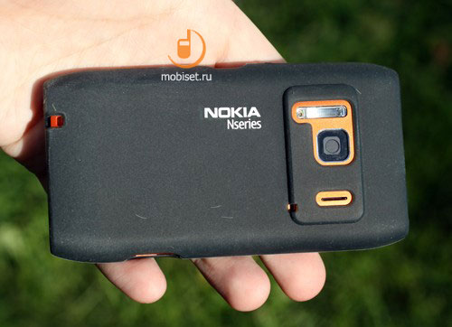 Nokia N8