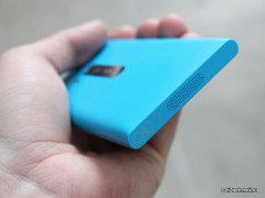 Предварительный обзор Nokia N9: первый смартфон без кнопок