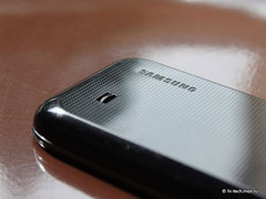 Обзор смартфона Samsung Wave 525 (S5250): в два раза дешевле