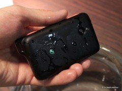 Первый взгляд на Xperia ray, active, txt в России: новейшее оружие Sony Ericsson