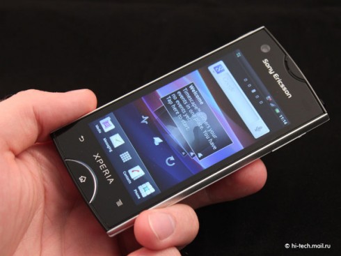 Первый взгляд на Xperia ray, active, txt в России: новейшее оружие Sony Ericsson