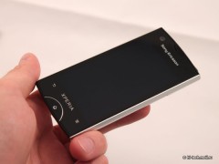 Первый взгляд на Xperia ray, active, txt в России: новейшее оружие Sony Ericsson