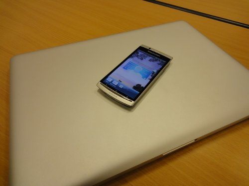 Обзор Xperia arc