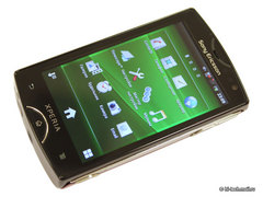 Обзор Sony Ericsson Xperia Mini и Mini pro: очень маленькие смартфоны