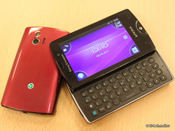 Обзор Sony Ericsson Xperia Mini и Mini pro: очень маленькие смартфоны