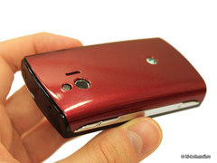 Обзор Sony Ericsson Xperia Mini и Mini pro: очень маленькие смартфоны