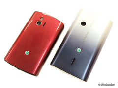Обзор Sony Ericsson Xperia Mini и Mini pro: очень маленькие смартфоны
