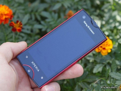 Обзор Sony Ericsson Xperia Ray: самый тонкий Android