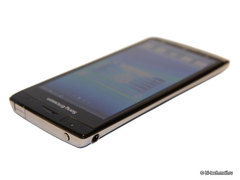 Предварительный обзор Sony Ericsson Xperia arc. Самый стильный Android