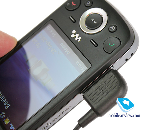 Sony Ericsson Zylo W20i