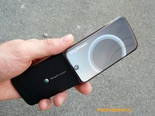 Sony ericsson зеркальная раскладушка