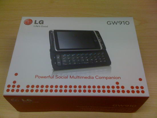 Смартфон LG GW910 с Windows Phone 7