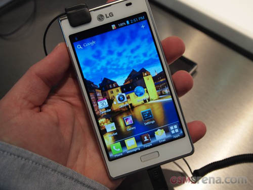 LG Optimus L7