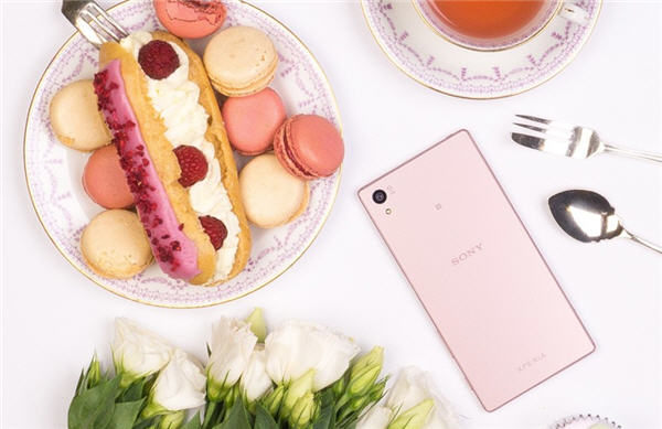 Sony Xperia Z5 pink