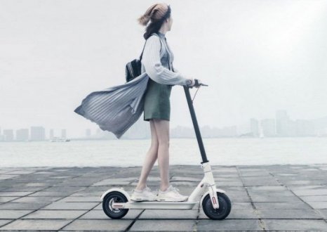 Фото товара Xiaomi Mi Electric Scooter 1S (Global Version, белый)