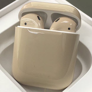 Фото товара Apple airPods Custom Colors (gloss gold)