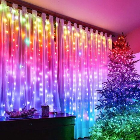 Фото товара Гирлянда штора Twinkly Curtain (Multicolor + White edition) с 400 шт. RGB+W + BT + Wi-Fi 3 м x 2,1 м (TWW400SPP-TEU)