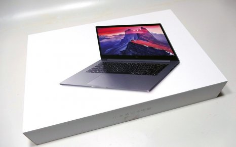 Фото товара Ноутбук Xiaomi Mi Notebook Pro 15.6 i7 16GB/256GB SSD GTX 1050 SKU(JYU4057CN)