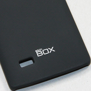 Фото товара SkinBox накладка-пластик для LG Leon (черный)