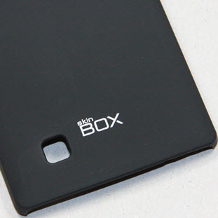 Фото товара SkinBox накладка-пластик для LG Magna (черный)