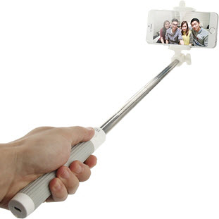 Фото товара Xiaomi Selfie Stick c Bluetooth-кнопкой (серый)