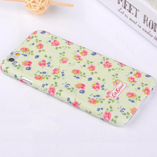 Фото товара Cath Kidston для Apple iPhone 6 Plus/6S Plus (светло-салатовый с розово-синими цветами)