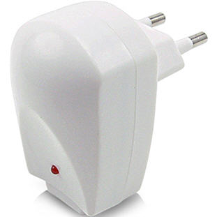 Зарядное устройство Dexim DCA364 1A автомобильное для iPhone 5/iPod touch 5/iPod nano 7 (белый)