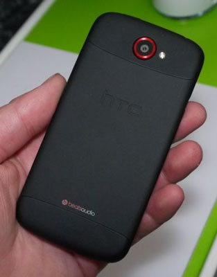 HTC One S в корпусе с керамическим покрытием