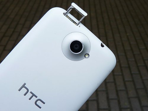 Обзор HTC One X