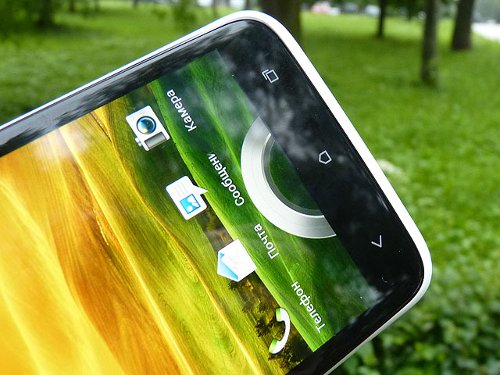 Обзор HTC One X