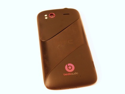 HTC Sensation XE: быстрее, симпатичнее и с Beats Audio