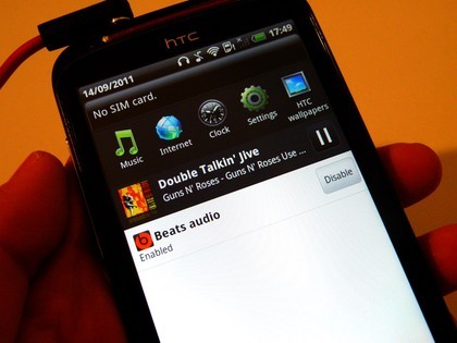 HTC Sensation XE: быстрее, симпатичнее и с Beats Audio