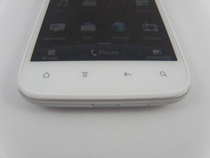 HTC Sensation XL — фронтальная панель