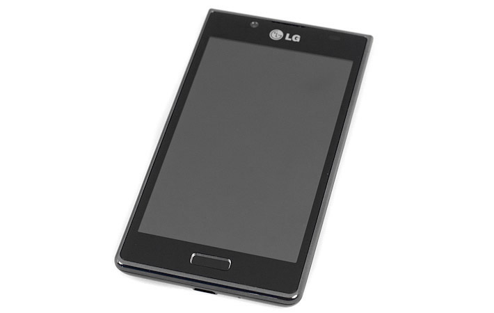 LG P705 Optimus L7. Обзор