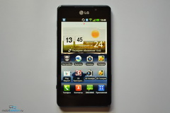 LG Optimus 3D Max (P725)