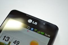 LG Optimus 3D Max (P725)