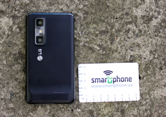 LG Optimus 3D Max (P725)