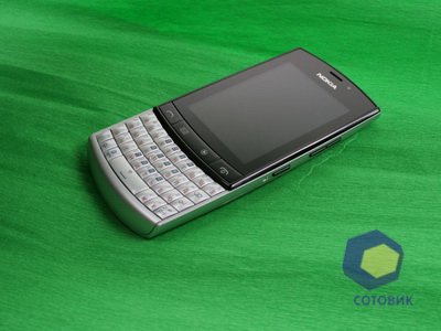 Nokia Asha 303